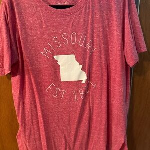 Missouri Graphic Tee in Heather Pink
